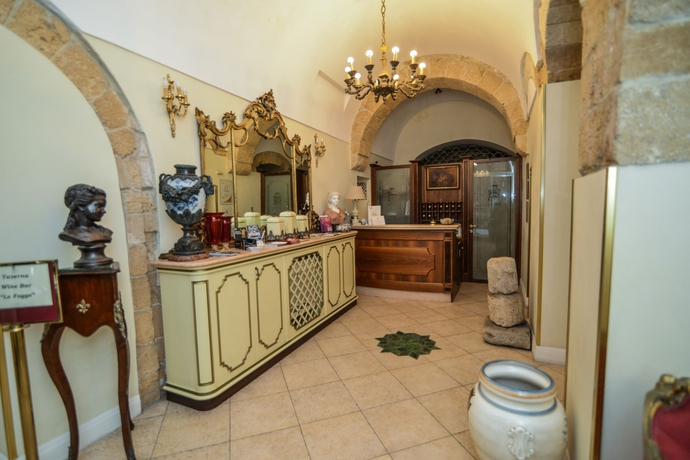 Imagen de los interiores del Hotel Akropolis, Tarento. Foto 16