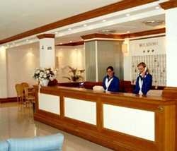 Imagen general del Hotel Akross. Foto 4