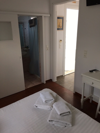 Imagen de la habitación del Hotel Akrotiraki. Foto 13