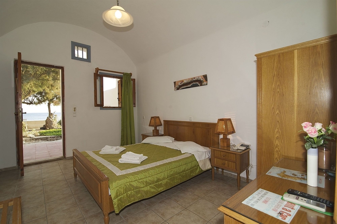 Imagen de la habitación del Hotel Akrotiri, Akrotiri. Foto 11