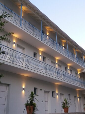 Imagen general del Hotel Akrotiri, Apollonioi. Foto 1