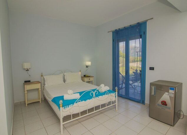Imagen general del Hotel Akrotiri, Apollonioi. Foto 3