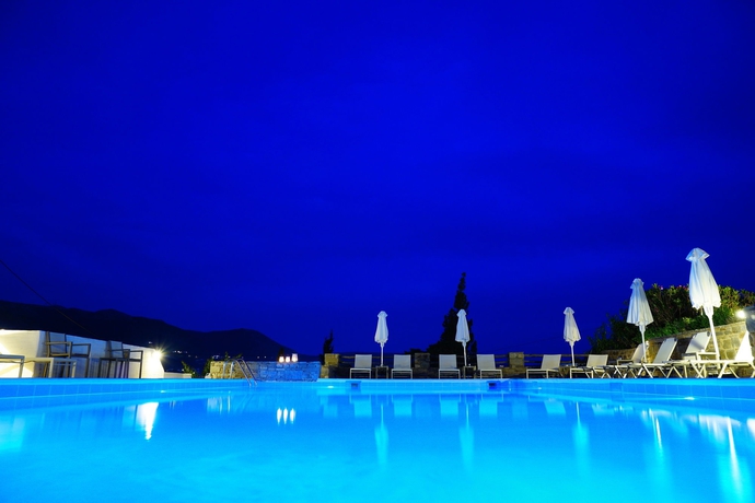 Imagen de la piscina del Hotel Akrotiri, Paros Ciudad. Foto 12