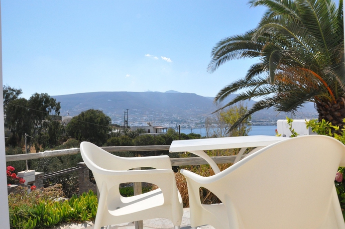 Imagen de la habitación del Hotel Akrotiri, Paros Ciudad. Foto 2