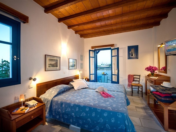 Imagen general del Hotel Aks Chroma Paros Hotel. Foto 3