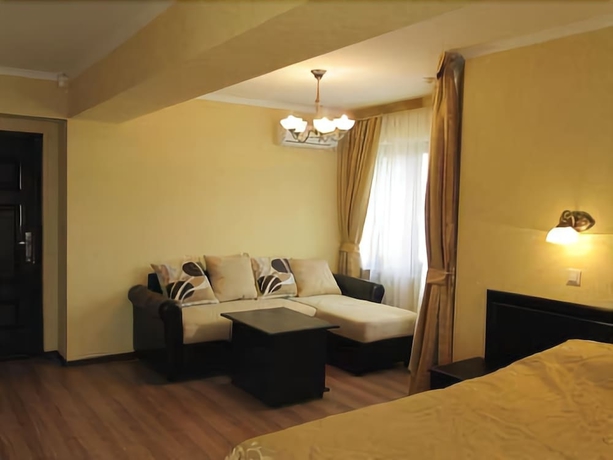 Imagen de la habitación del Hotel Aks. Foto 17