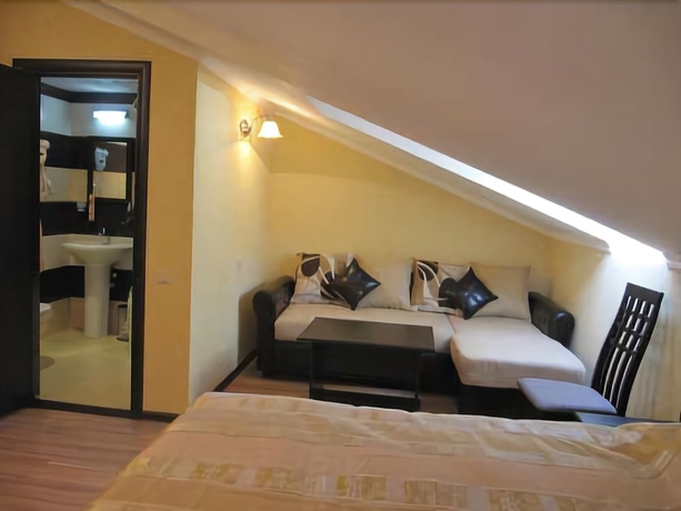 Imagen de la habitación del Hotel Aks. Foto 18