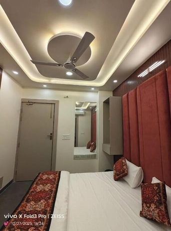 Imagen de la habitación del Hotel Akshansh Inn. Foto 1