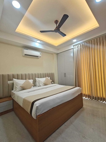 Imagen de la habitación del Hotel Akshay Premium Suites. Foto 4