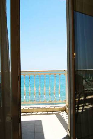 Imagen de la habitación del Hotel Aktaion. Foto 5