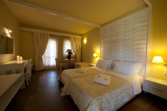 Imagen de la habitación del Hotel Aktaion Resort. Foto 6