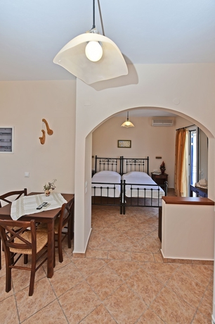 Imagen de la habitación del Hotel Akti Aegeou. Foto 5