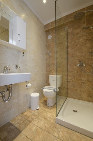 Imagen de la habitación del Hotel Akti Arilla. Foto 5