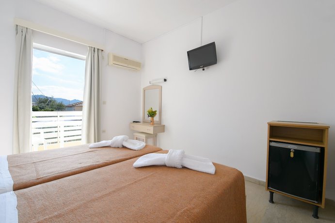 Imagen de la habitación del Hotel Akti Arilla. Foto 6