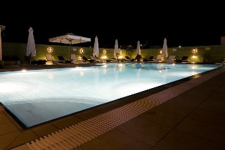 Imagen de la piscina del Hotel Akti Arilla. Foto 9