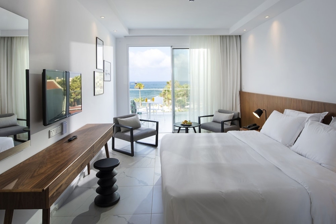 Imagen de la habitación del Hotel Akti Beach Village Resort. Foto 3