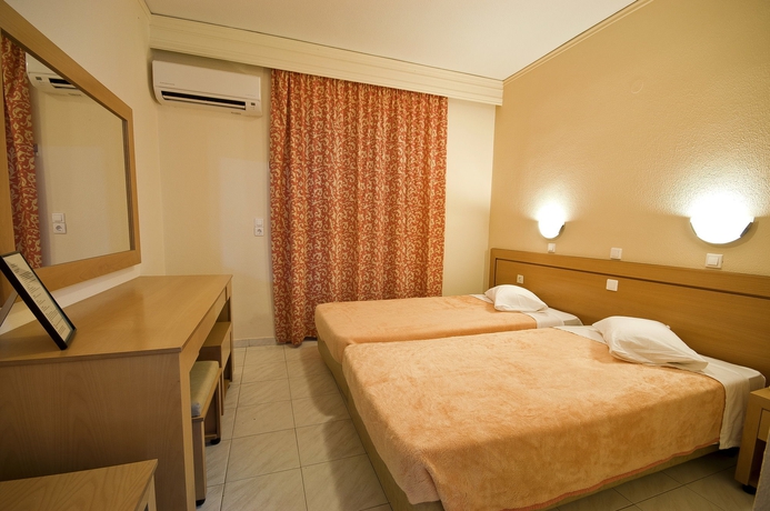 Imagen de la habitación del Hotel Akti Dimis. Foto 3