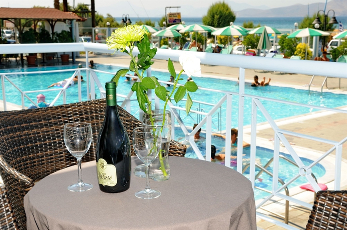 Imagen de la piscina del Hotel Akti Dimis. Foto 11