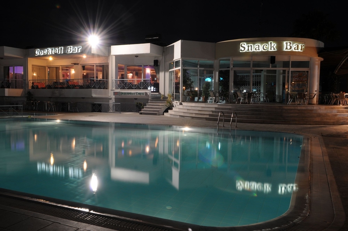 Imagen de la piscina del Hotel Akti Dimis. Foto 12