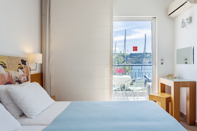 Imagen de la habitación del Hotel Akti. Foto 5