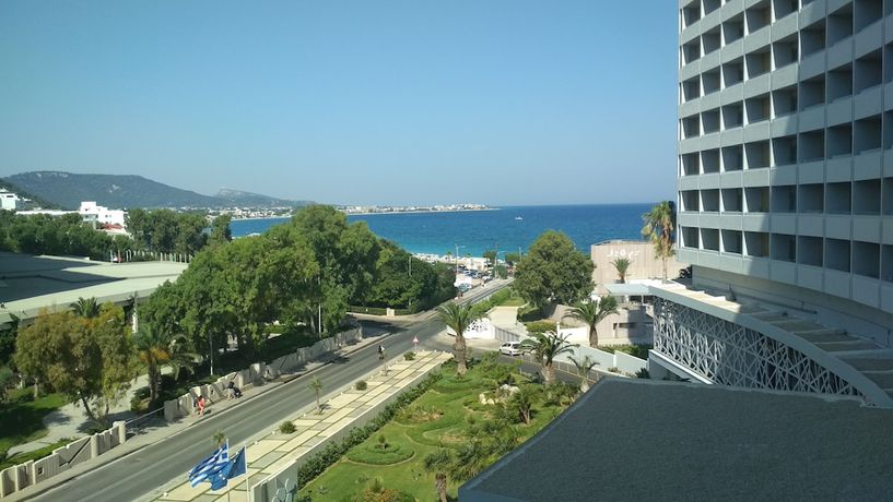 Imagen general del Hotel Akti Imperial Deluxe Resort and Spa Dolce By Wyndham - All Inclusive. Foto 1