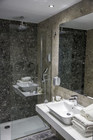 Imagen de la habitación del Hotel Akti Imperial Deluxe Resort and Spa Dolce By Wyndham - All Inclusive. Foto 11