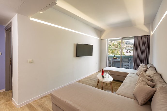 Imagen de la habitación del Hotel Akti Imperial Deluxe Resort and Spa Dolce By Wyndham - All Inclusive. Foto 17