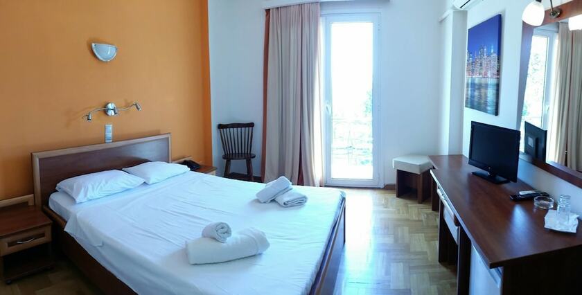 Imagen de la habitación del Hotel Akti, Loutraki - Perachora. Foto 19