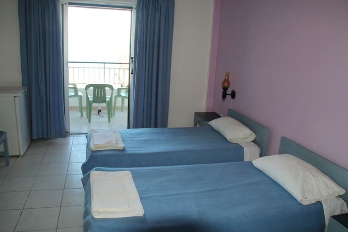 Imagen de la habitación del Hotel Akti Panela Beach. Foto 16