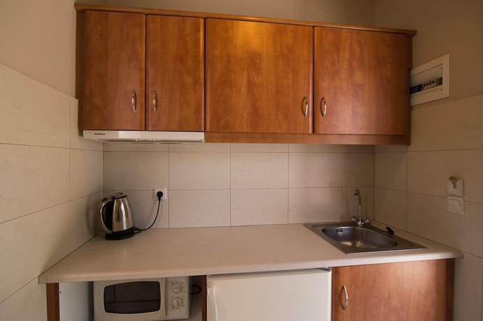Imagen de la habitación del Hotel Akti and Apartments. Foto 15