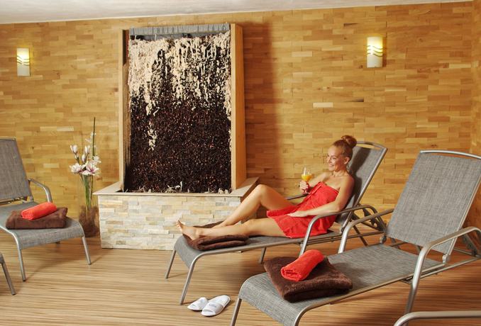Imagen de la piscina del Hotel Aktiv And Vital Th&uuml;ringen. Foto 19