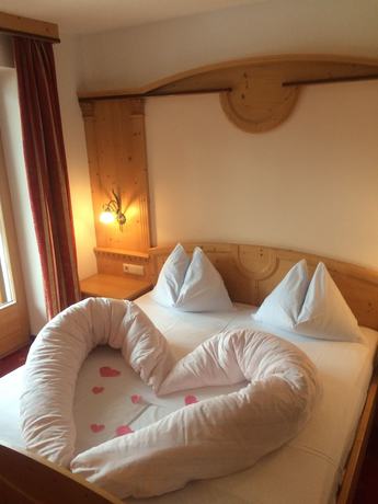 Imagen de la habitación del Hotel Aktiv Sch&ouml;nwald, Carezza. Foto 13