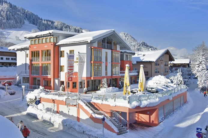 Imagen de los exteriores del Hotel Aktiv Schweizerhof - Kitzb&uuml;hel. Foto 10