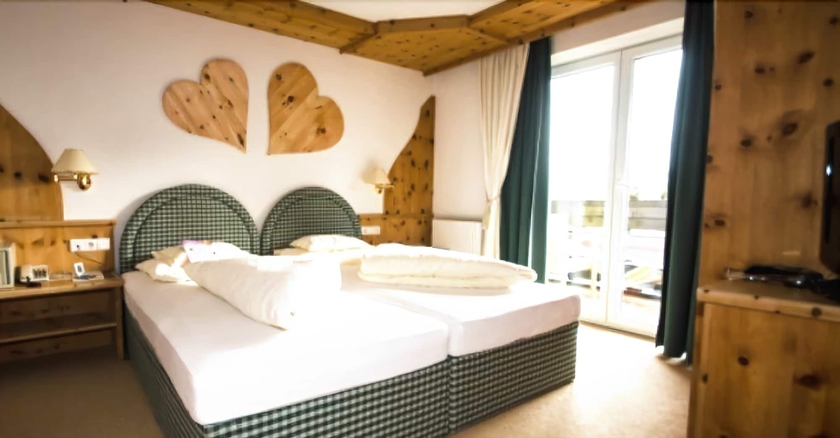 Imagen de la habitación del Hotel Aktiv- Und Wellneshotel Haidachhof. Foto 11