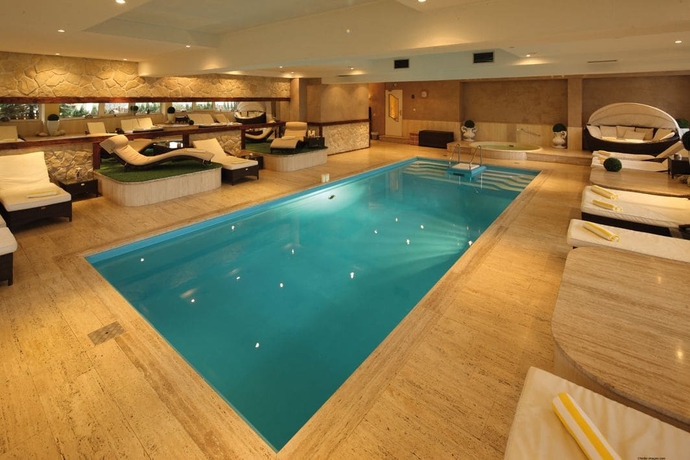 Imagen de la piscina del Hotel Aktiv- Und Wellneshotel Haidachhof. Foto 19