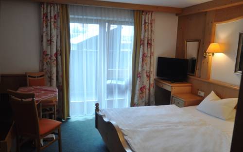 Imagen de la habitación del Hotel Aktiv-hotel Traube. Foto 10