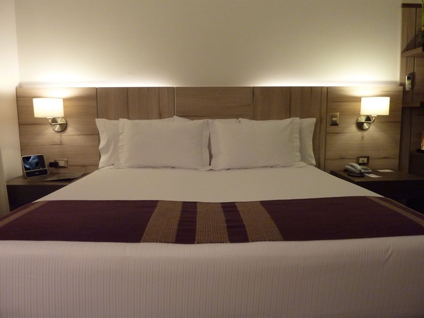 Imagen de la habitación del Hotel Aku Hotels. Foto 9