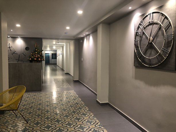 Imagen de los interiores del Hotel Akuamarina. Foto 20