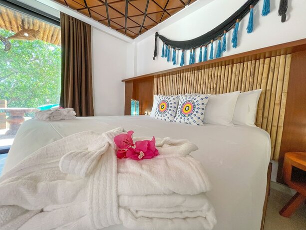 Imagen de la habitación del Hotel Akuazul. Foto 20