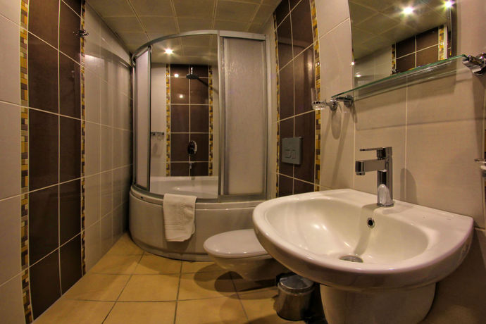 Imagen de la habitación del Hotel Akuzun. Foto 2