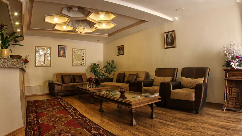 Imagen de la habitación del Hotel Akuzun. Foto 6
