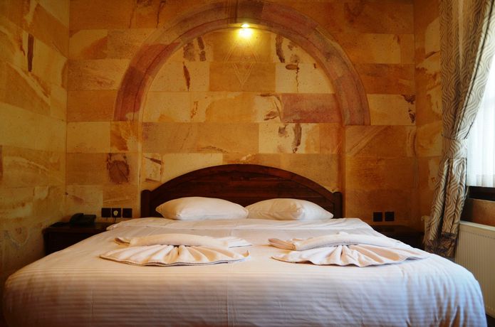 Imagen de los interiores del Hotel Akuzun. Foto 16