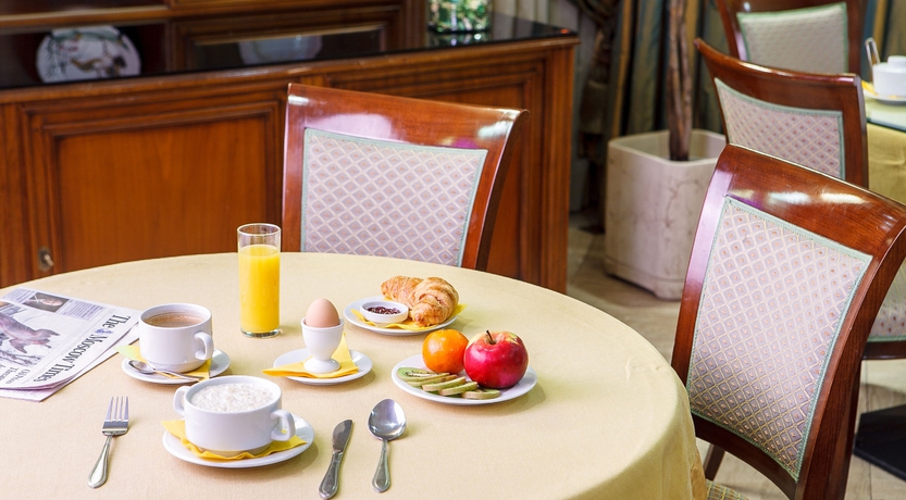 Imagen del bar/restaurante del Hotel Akvarel. Foto 5