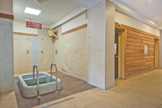 Imagen de la piscina del Hotel Akwawit Spa. Foto 20