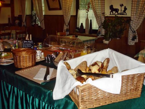 Imagen general del Hotel Akzent Goldener Ochsen, Cröffelbach. Foto 1