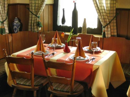 Imagen general del Hotel Akzent Goldener Ochsen, Cr&ouml;ffelbach. Foto 4