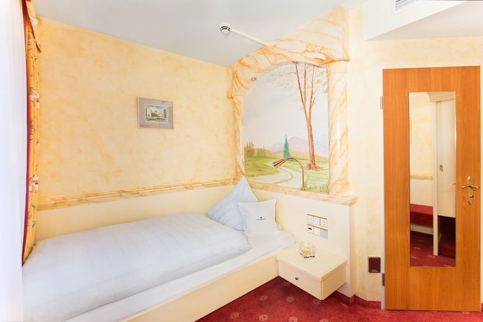 Imagen de la habitación del Hotel Akzent Restaurant Altdorfer Hof. Foto 13