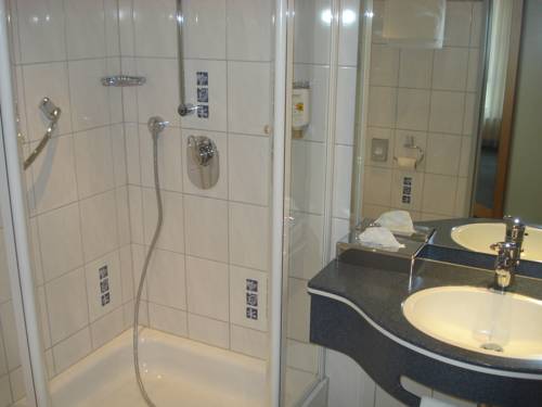 Imagen de la habitación del Hotel Akzent Roter L&ouml;we. Foto 8