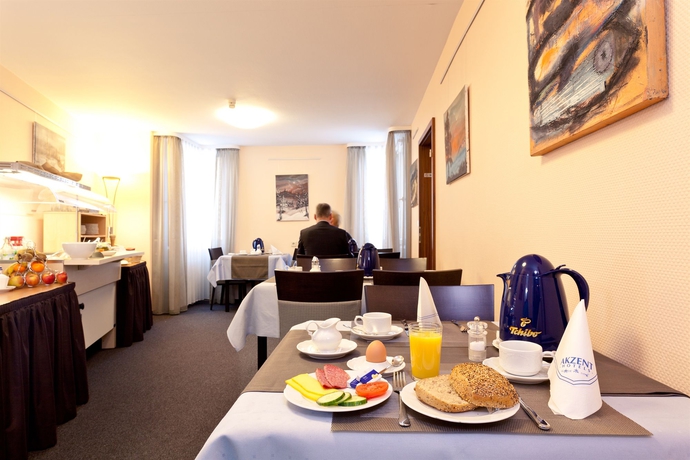Imagen del bar/restaurante del Hotel Akzent Torgauer Hof. Foto 6