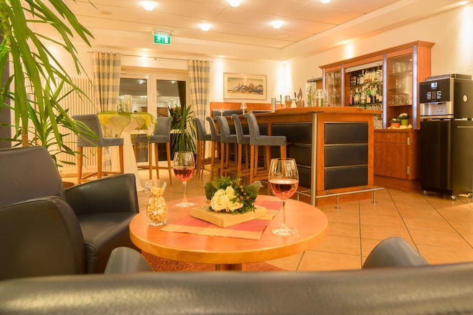 Imagen del bar/restaurante del Hotel Akzent Werset&uuml;rm&acute;ken. Foto 5